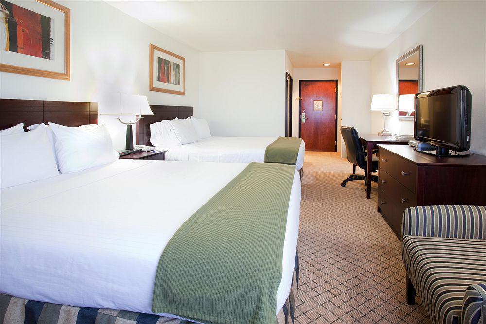 Holiday Inn Colorado Springs - Airport By Ihg Dış mekan fotoğraf