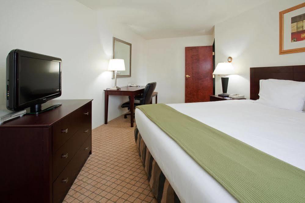 Holiday Inn Colorado Springs - Airport By Ihg Dış mekan fotoğraf